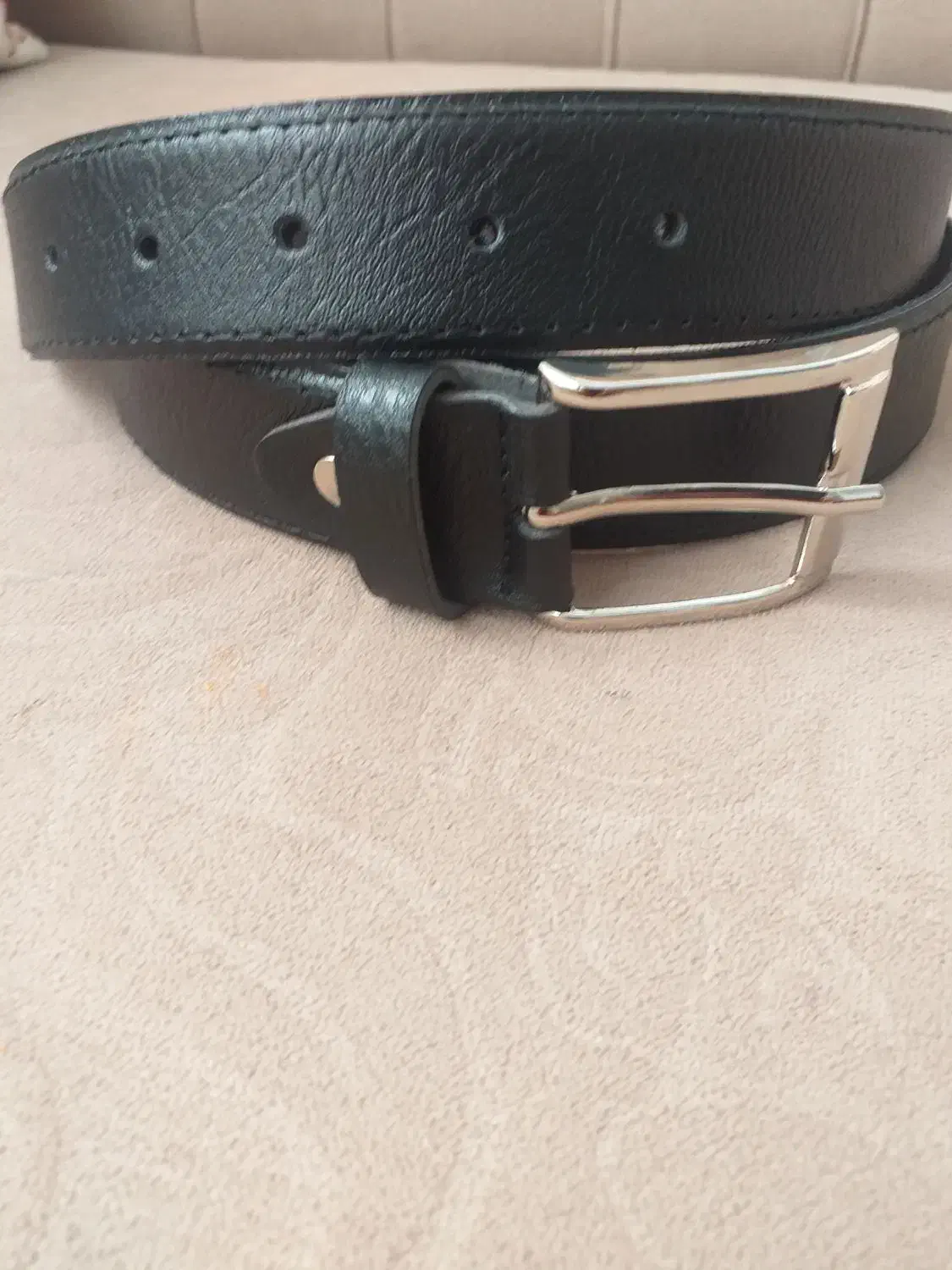 کمربندکیف وانواع گل طبیعی وچندتخته فرش نصف قیمت|کیف، کفش، کمربند|قروه, |دیوار