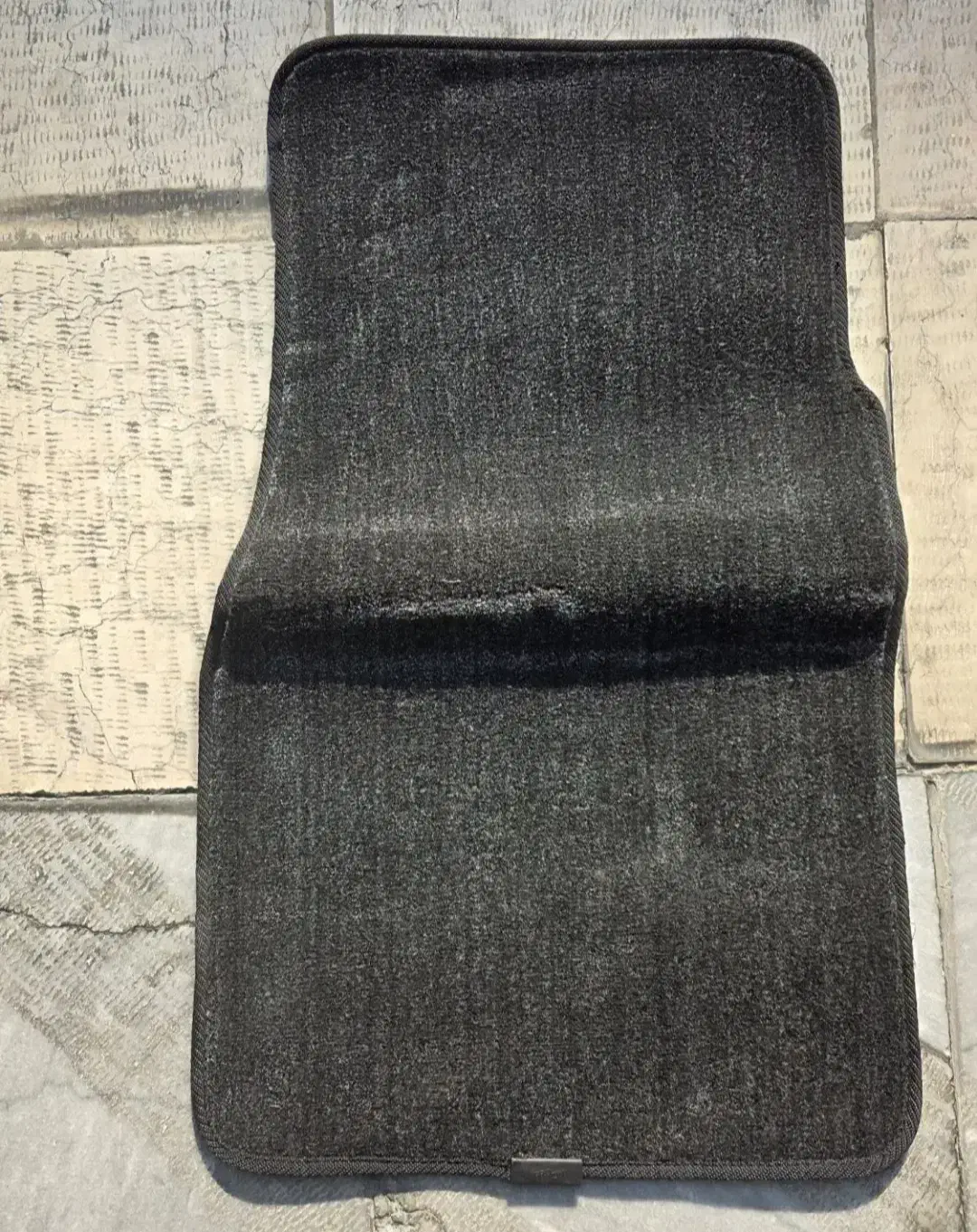 کفی موکتی فابریک دنا پلاس|فعالیت داوطلبانه|تهران, والفجر (افسریه)|دیوار