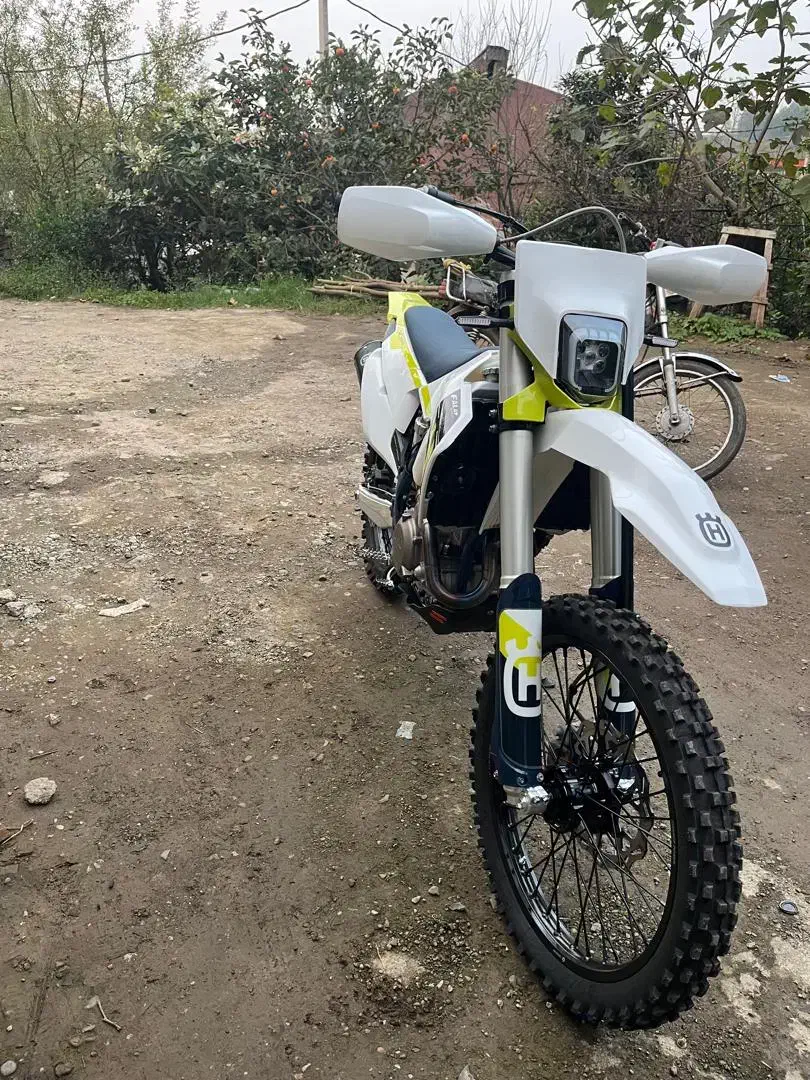 فلات طرح هاسکی|موتورسیکلت|املش, |دیوار