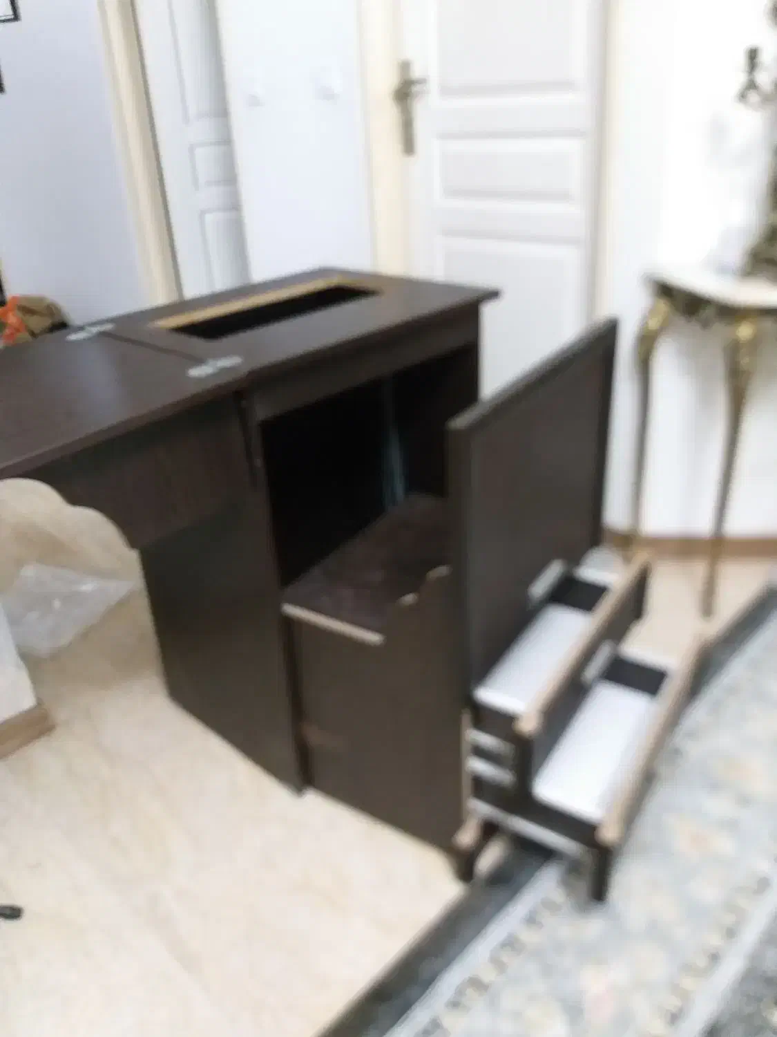 میز چرخ خیاطی خانگی|چرخ خیاطی و ریسندگی|تهران, تهرانپارس غربی|دیوار