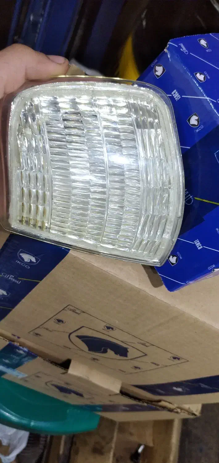 جفت چراغ جلو و عقب|قطعات یدکی و لوازم جانبی|کازرون, |دیوار