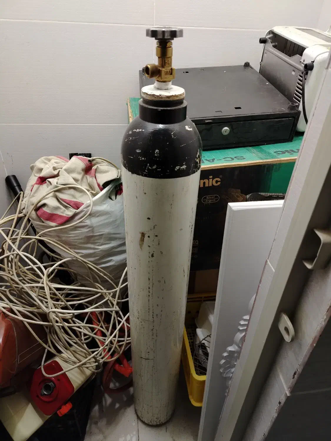 فروش دستگاه اکسیژن پزشکی|پزشکی|سنندج, |دیوار