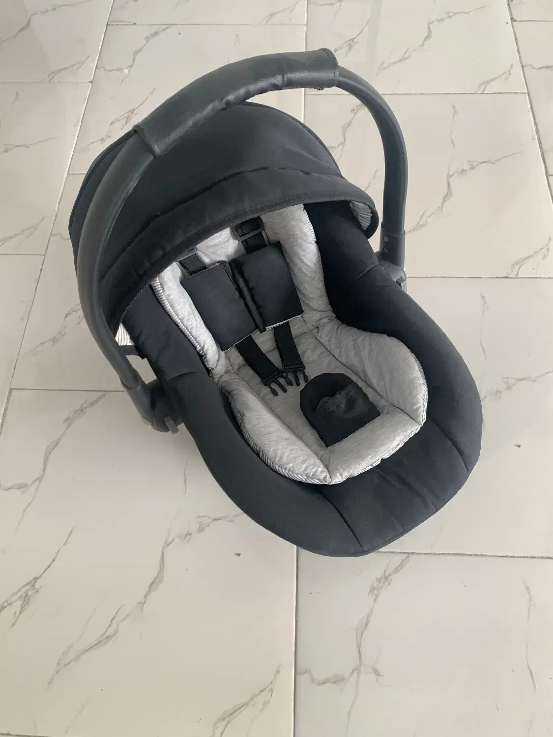 کریر نوزاد|کالسکه و لوازم جانبی|پردیس, فاز ۸|دیوار