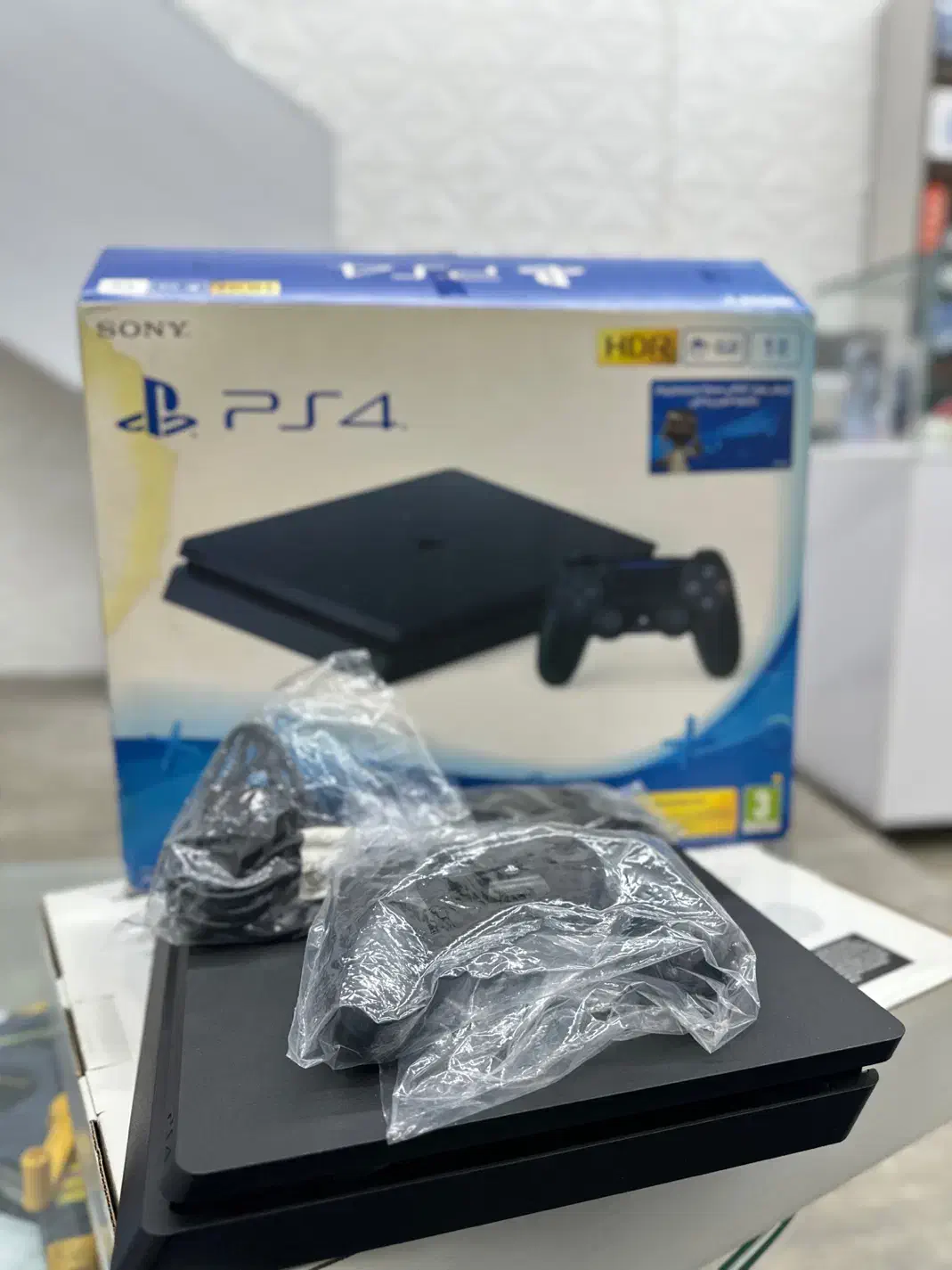 پلیاستیشن 4 اسلیم در حد نو (۱ ترابایت)|کنسول، بازی ویدئویی و آنلاین|فریدونکنار, |دیوار