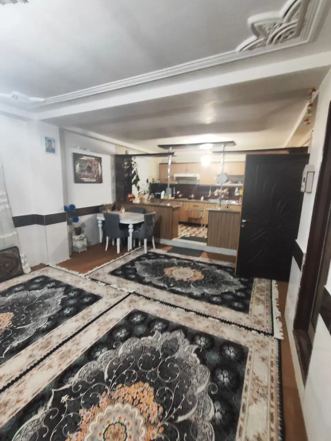 فروش ویلایی 3 طبقه، دونبش در شهرک دانشگاه|فروش خانه و ویلا|ابهر, |دیوار