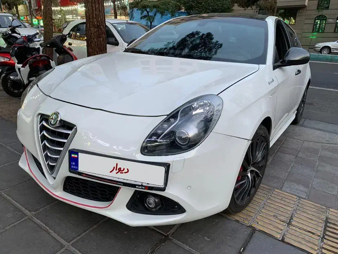 آلفا جولیتا ۲۰۱۵|خودرو سواری و وانت|تهران, اراضی عباس آباد|دیوار