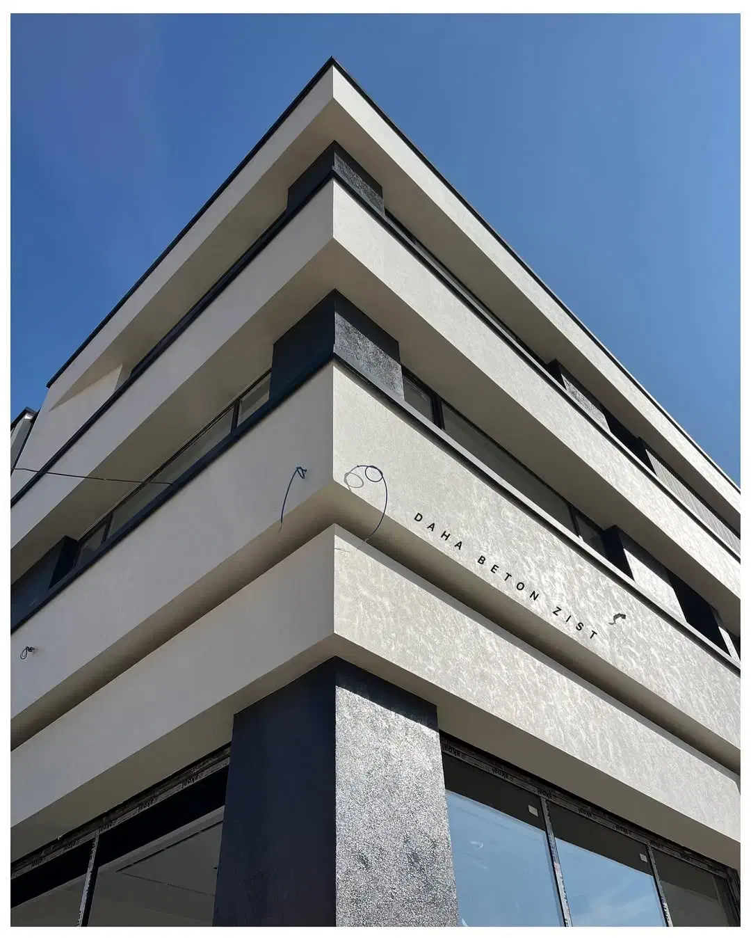 نمای ساختمان جدید میکروسمنت|خدمات پیشه و مهارت|نجفآباد, حومه نجف آباد|دیوار