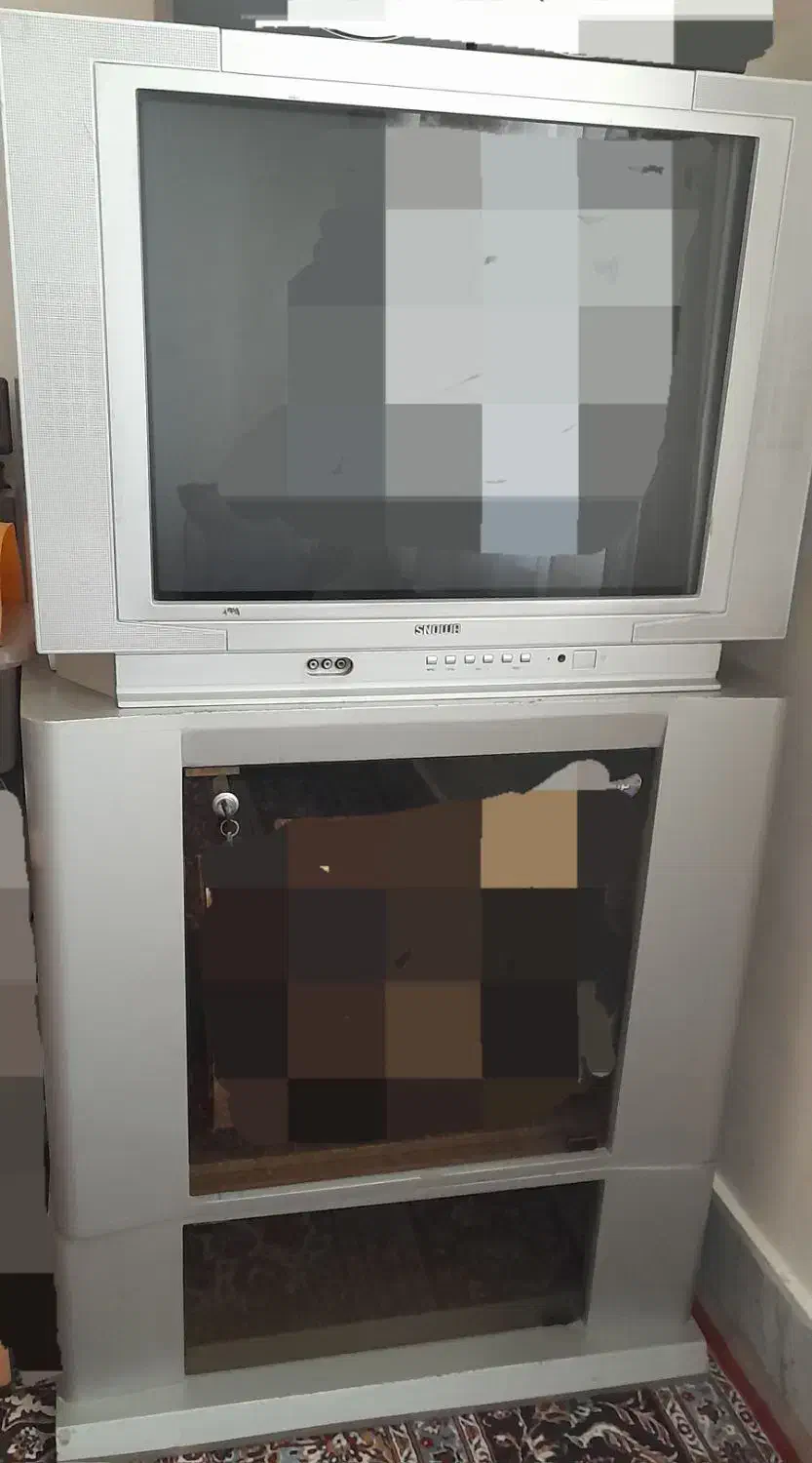 تلویزیون و میز تلویزیون و دستگاه گیرنده دیجیتال|تلویزیون و پروژکتور|هشتگرد, مدرس|دیوار