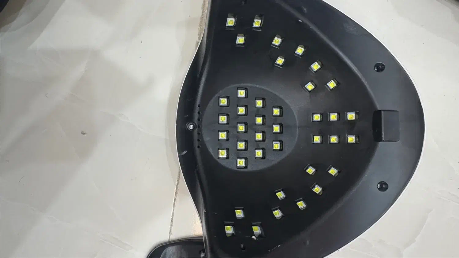 دستگاه یووی برند sun|آرایشی، بهداشتی، درمانی|همدان, |دیوار