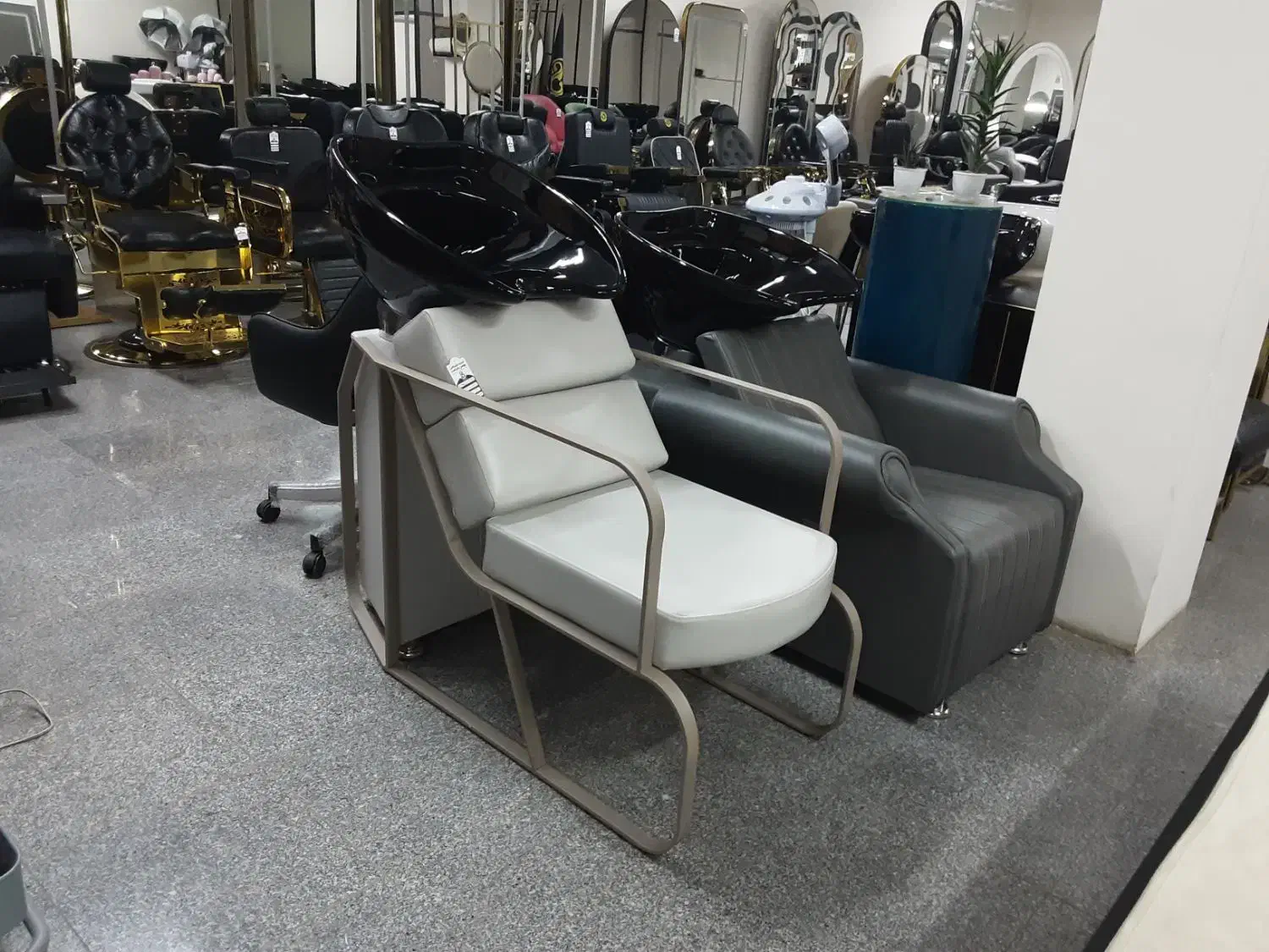 سرشور آرایشگاهی|آرایشگاه و سالنهای زیبایی|تهران, شهرک شریفی|دیوار