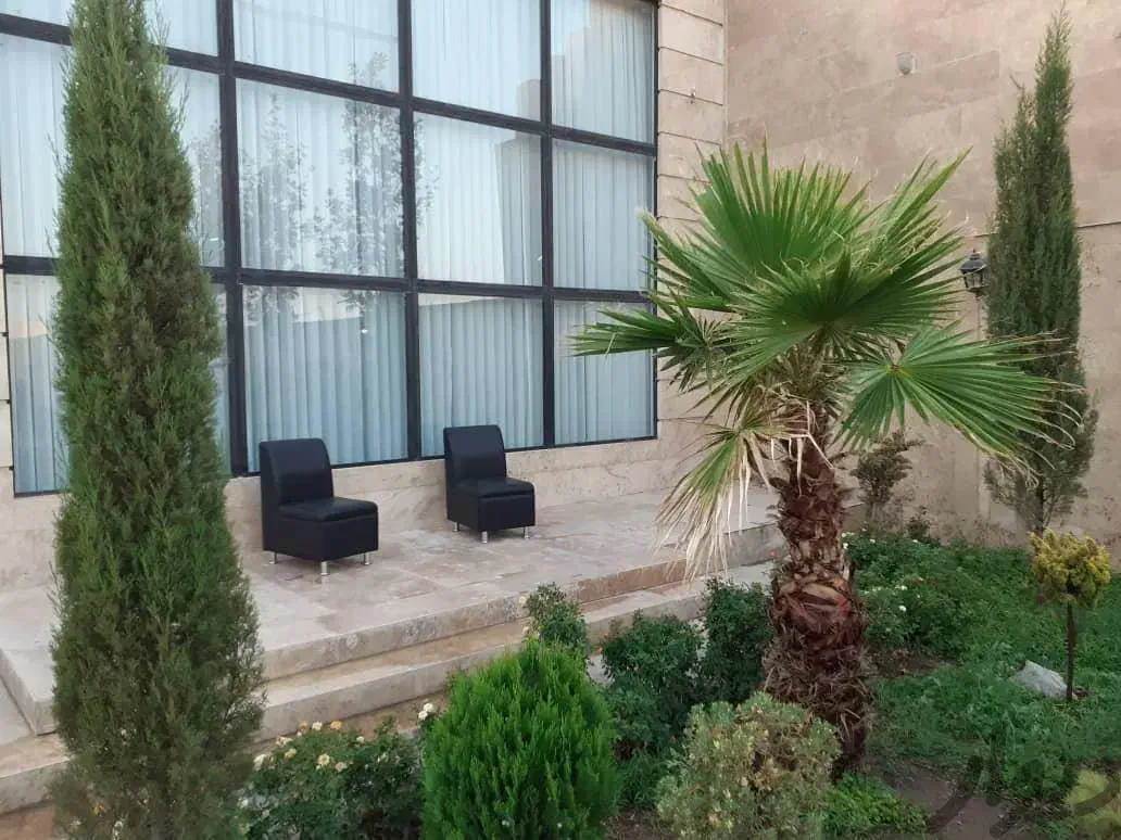 ابتدای فرامرز/فردوسی/300مترویلایی دربست/بازسازی|اجارهٔ آپارتمان|مشهد, شهید فرامرز عباسی|دیوار