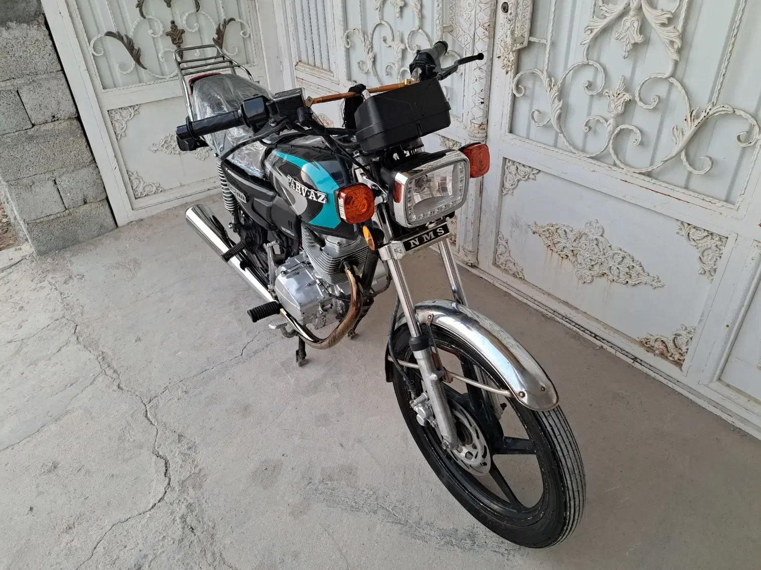 200. احسان|موتورسیکلت|بندرعباس, |دیوار