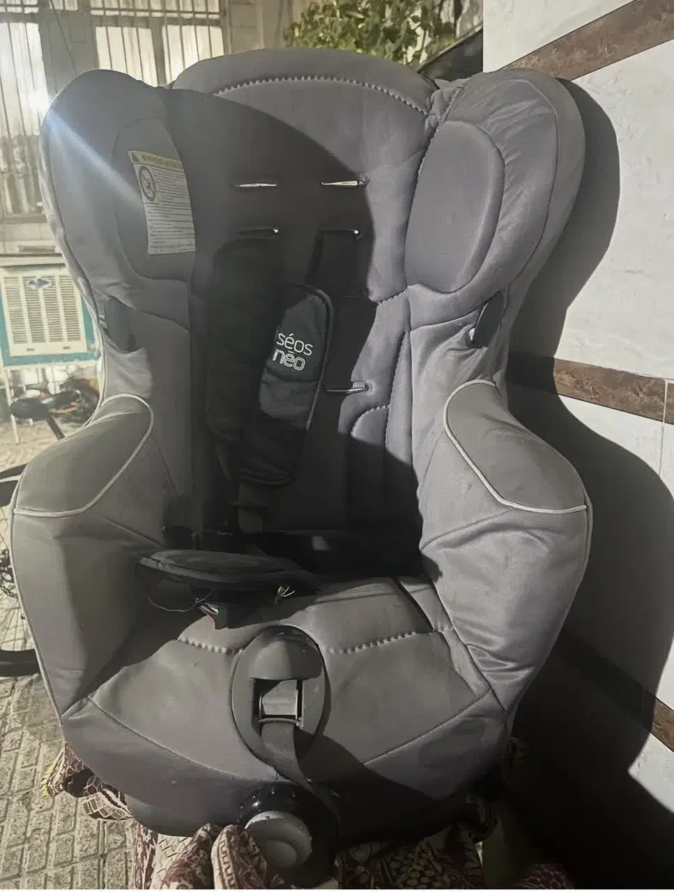 صندلی ماشین کودک|تخت و صندلی بچه|مشهد, هفت تیر (آب و برق)|دیوار