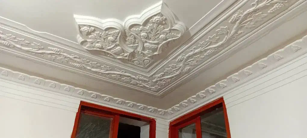 فروش گل های پیش ساخته گچی و آینه وقاب|گل مصنوعی|سراوان, |دیوار