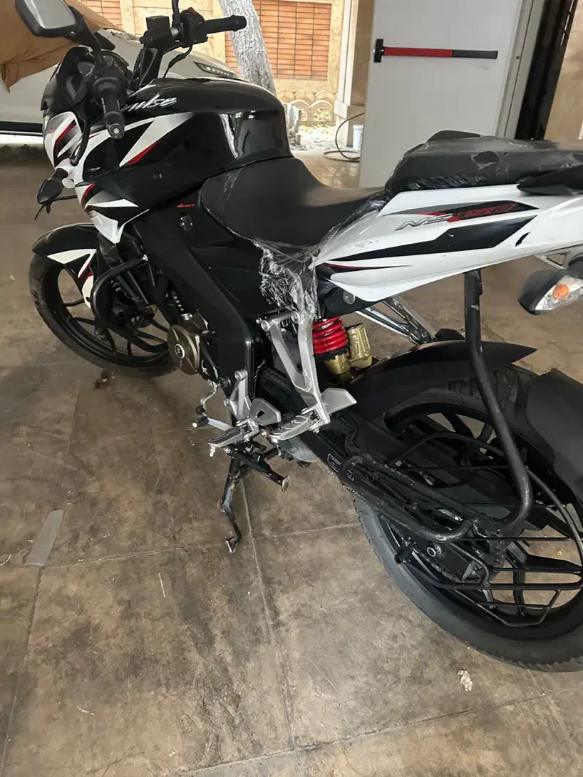 NS150|موتورسیکلت|تهران, خزانه|دیوار