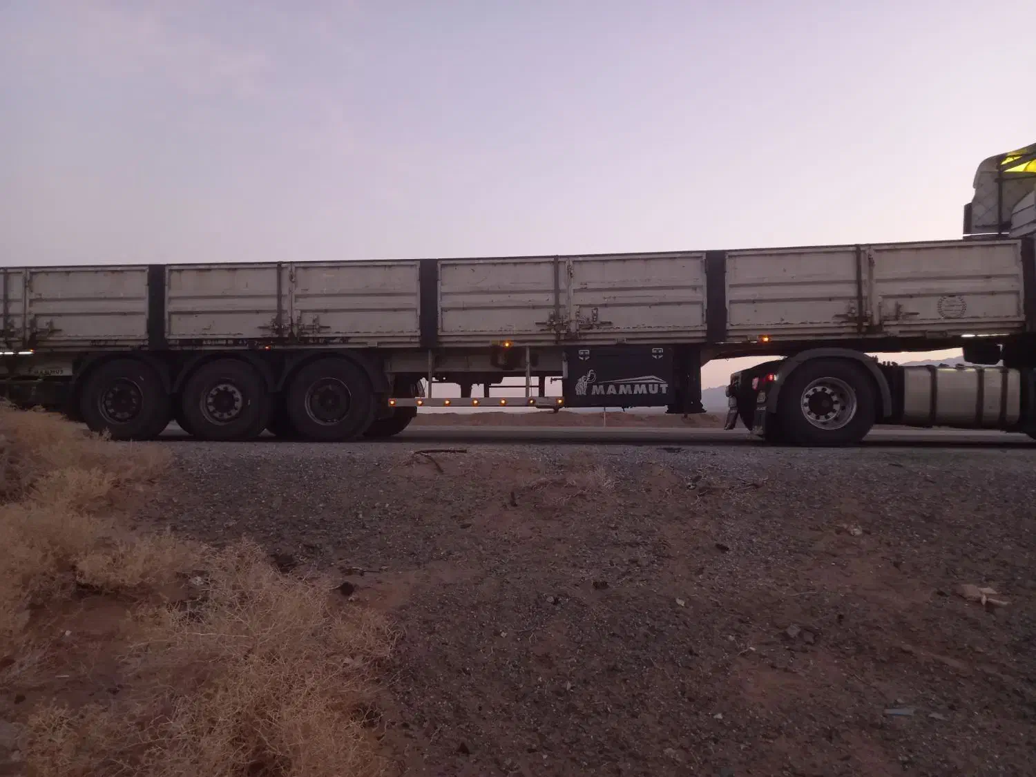 تریلر مدل ۹۷|خودرو سنگین|ارسنجان, |دیوار