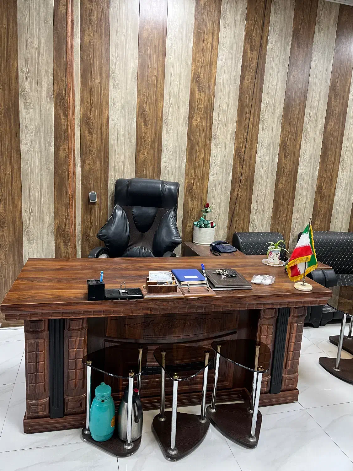 میز مدیریت و مبلمان اداری|مبلمان اداری|اسلام‌شهر, شهرک توحید|دیوار