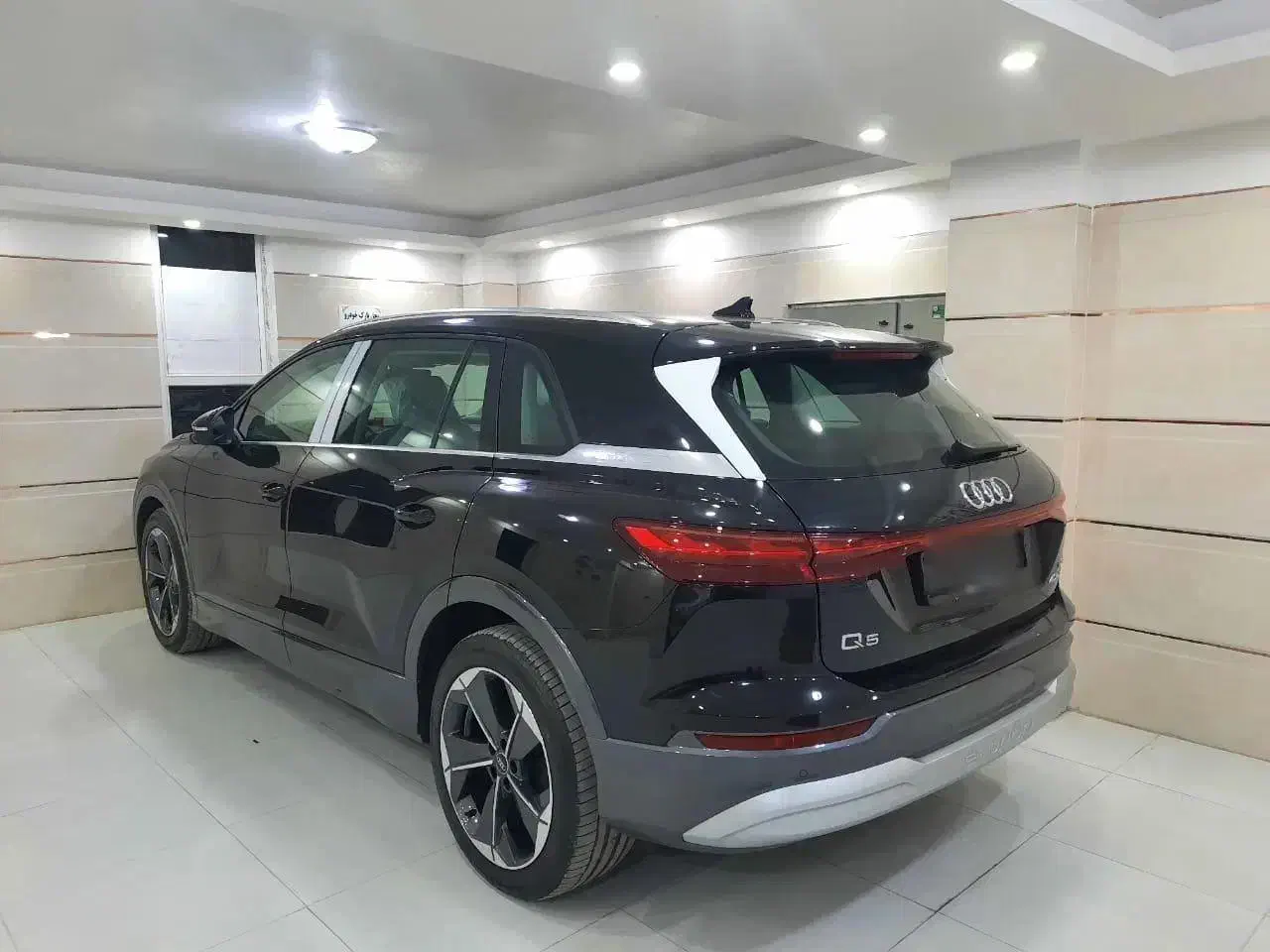 فروش خودروی لوکس و منحصربفرد تک خودروی آئودی کیو5|خودرو سواری و وانت|اردبیل, |دیوار