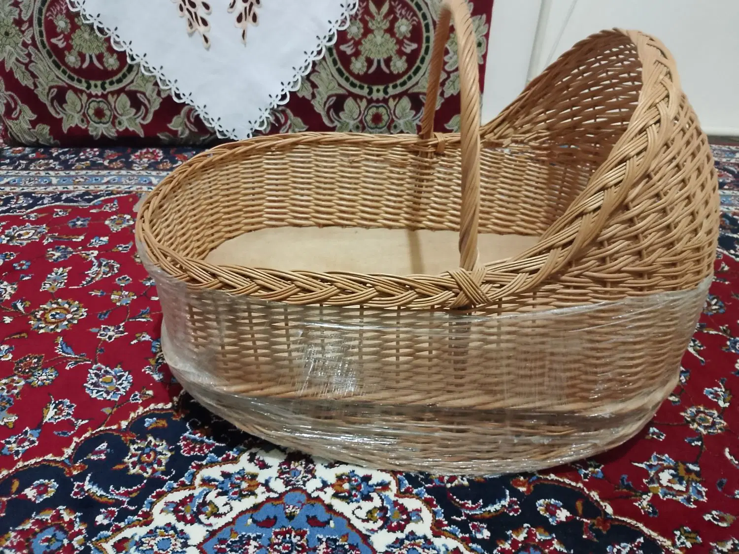 سبد بچه|تخت و صندلی بچه|گلستان (تهران), |دیوار