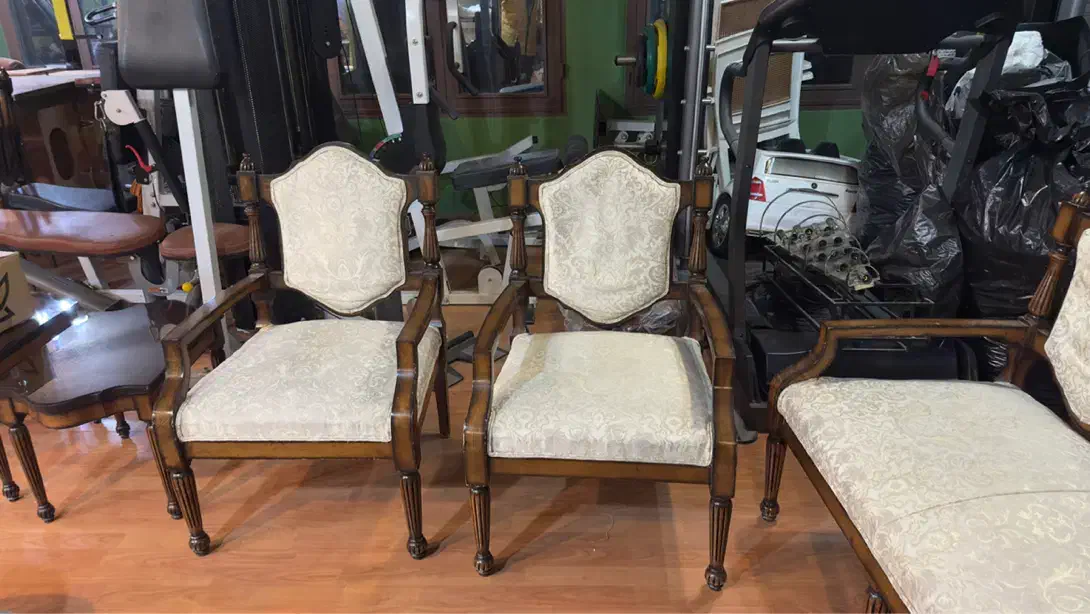 مبل ۷ نفره چوبی|مبلمان خانگی و میز عسلی|تهران, هفده شهریور|دیوار