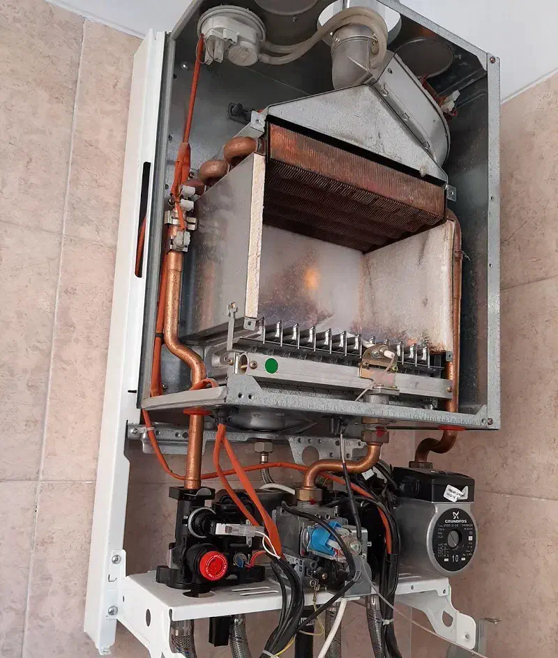 تعمیر انواع پکیج و آبگرمکن دیواری در استان البرز|خدمات پیشه و مهارت|کرج, المهدی|دیوار