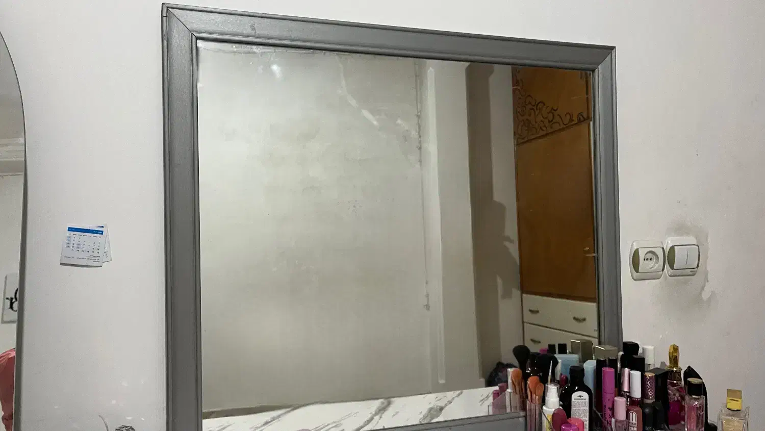 آینه سالم بدون خط و خش|آینه|ساری, |دیوار