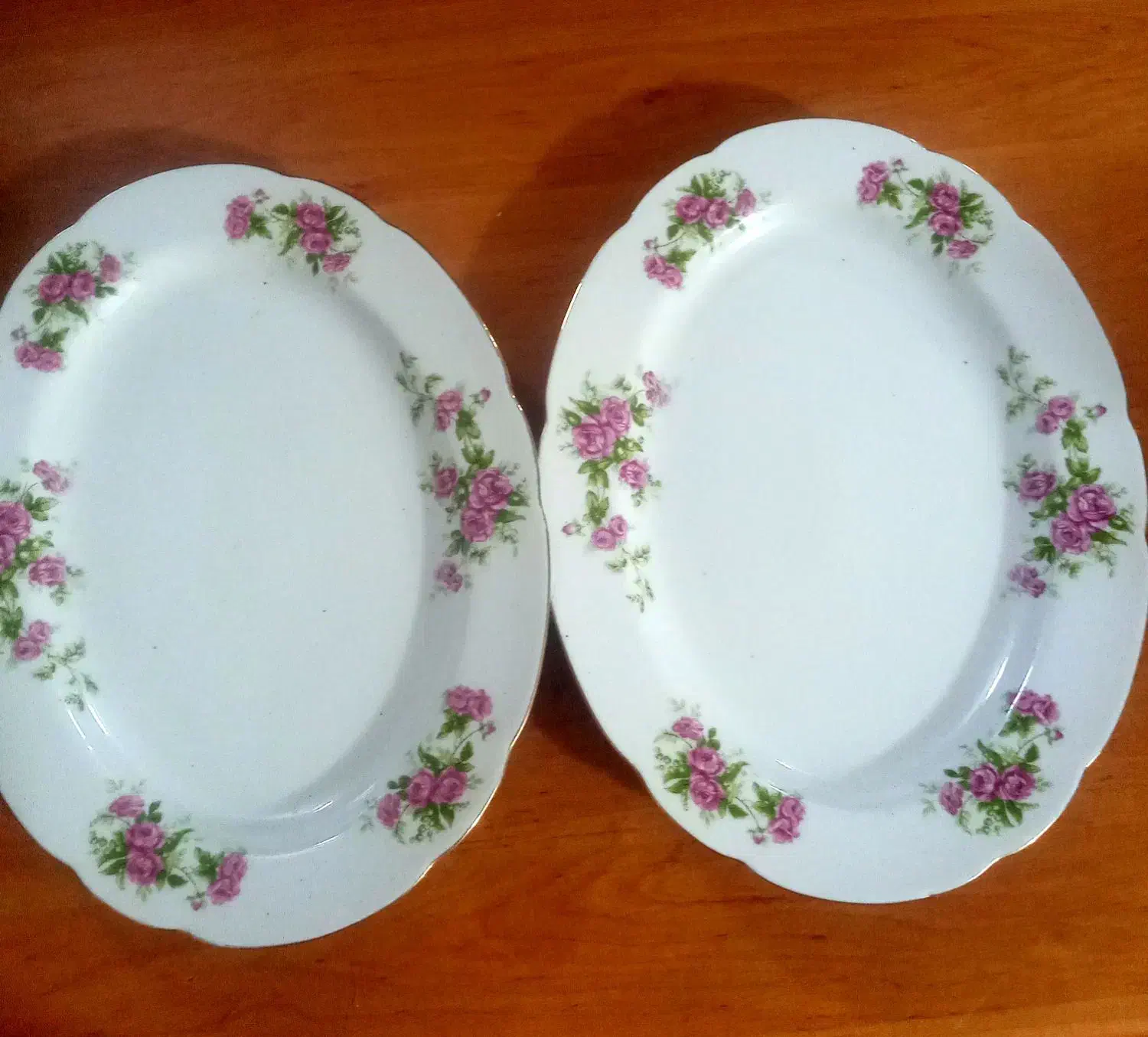 گلسرخی|کلکسیون اشیاء عتیقه|زنجان, |دیوار