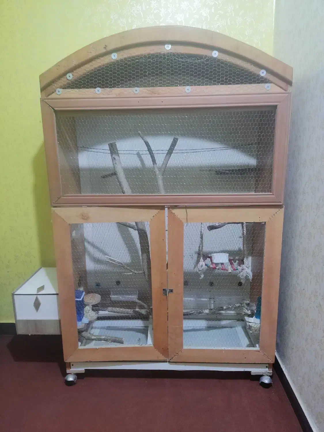 قفس پرنده دست ساز بزرگ|لوازم جانبی حیوانات|اهواز, کوی سعدی|دیوار