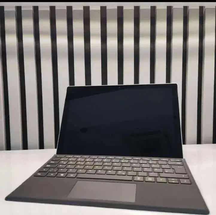 لپ تاپ سرفیس پروسیمکارت خور Microsoft Surface Pro5|تبلت|اصفهان, بوستان آینه خانه|دیوار