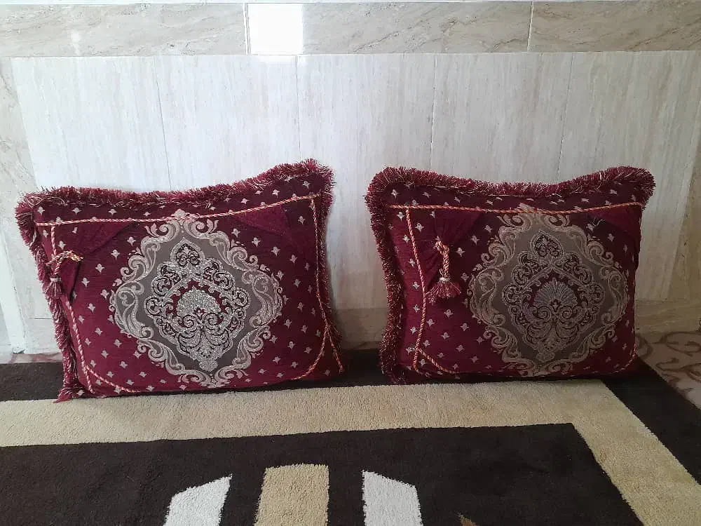 روبالشی|رختخواب، بالش، پتو|کازرون, |دیوار