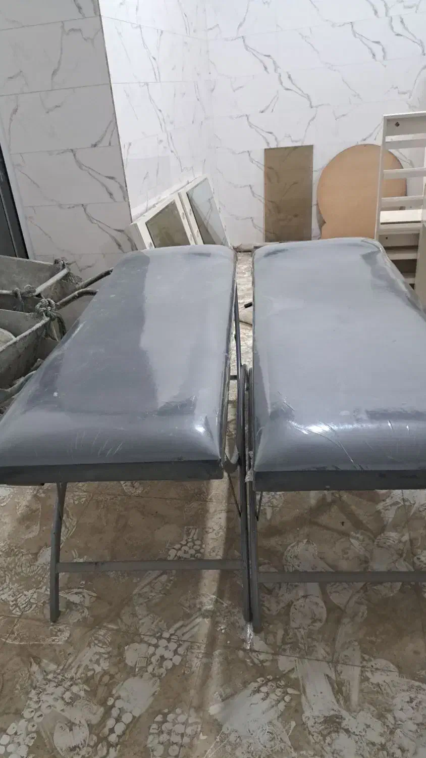 فروش صندلی چرخشی وسرشور واصلاح|آرایشگاه و سالنهای زیبایی|اراک, |دیوار