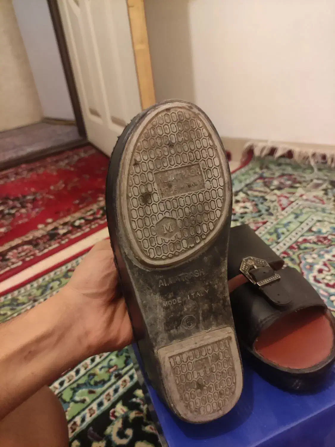 دمپایی نو سالم|کیف، کفش، کمربند|کرمان, |دیوار