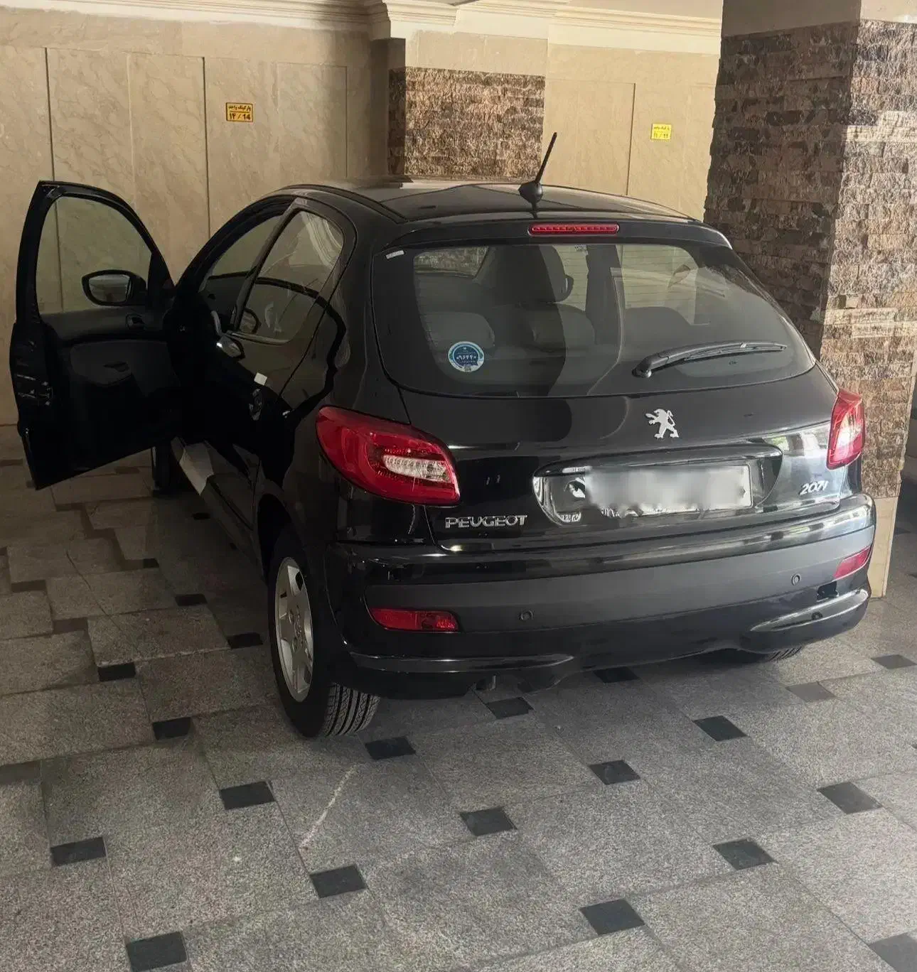 پژو ۲۰۷ پانا اتوماتیک مشکی|خودرو سواری و وانت|تهران, مجیدیه|دیوار