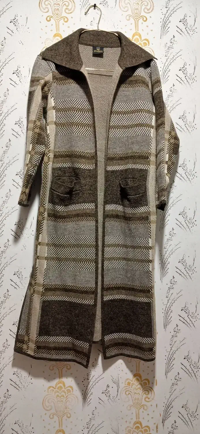 پالتو|لباس|مسجد سلیمان, |دیوار