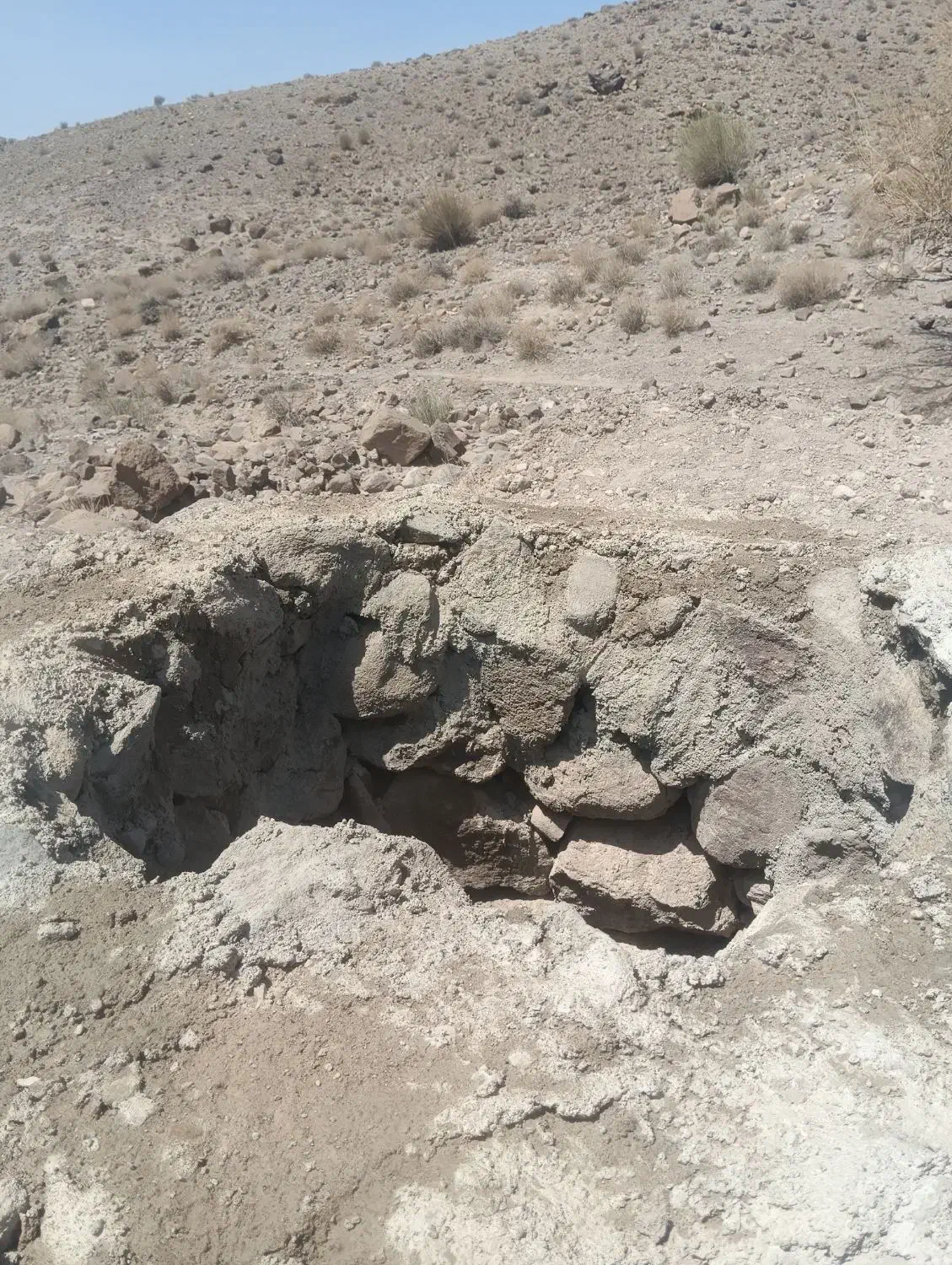 حفر و بازسازی چاه آب و قنات تا عمق ۷۰متر|خدمات پیشه و مهارت|خاش, |دیوار