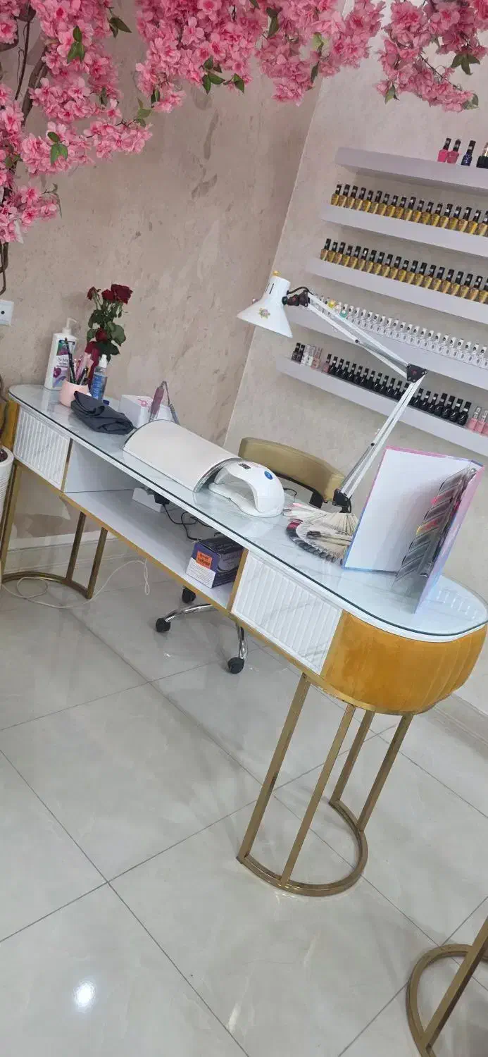 میزناخن|آرایشگاه و سالنهای زیبایی|بوشهر, |دیوار