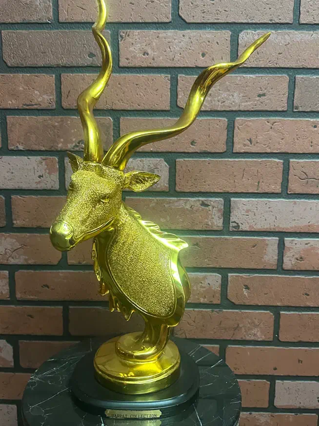 سردیس گوزن|مجسمه، تندیس، ماکت|تهران, باغ فیض|دیوار