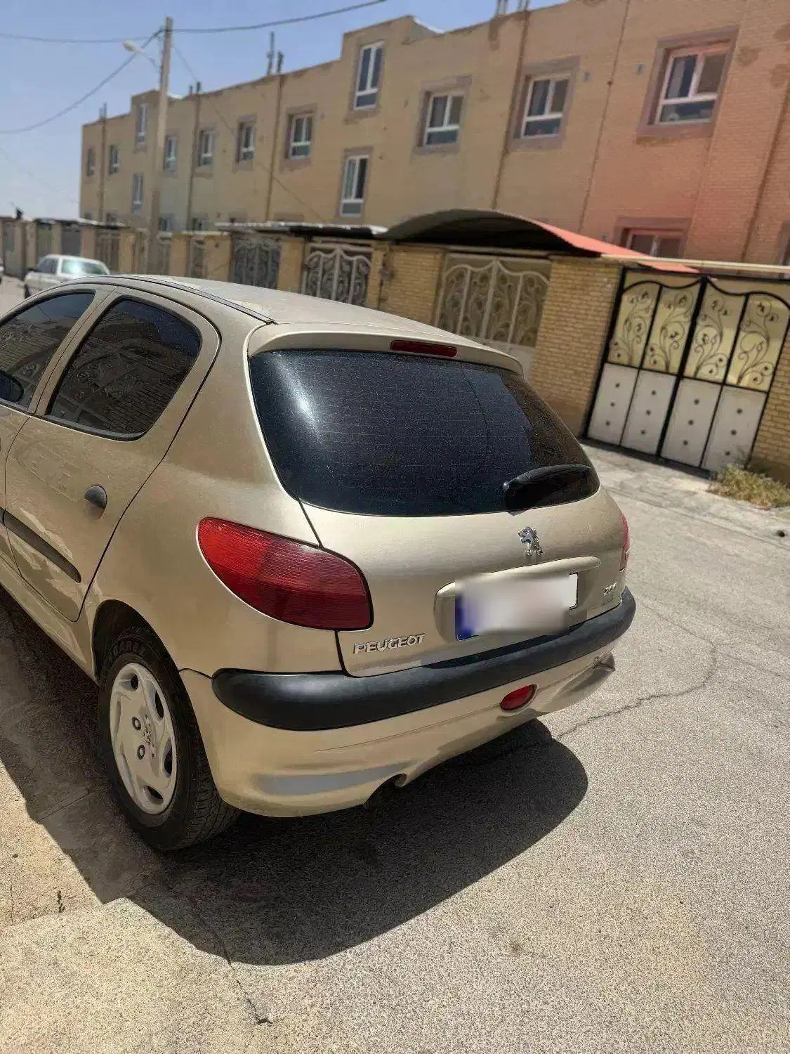 206مدل ۸۲|خودرو سواری و وانت|اقلید, |دیوار