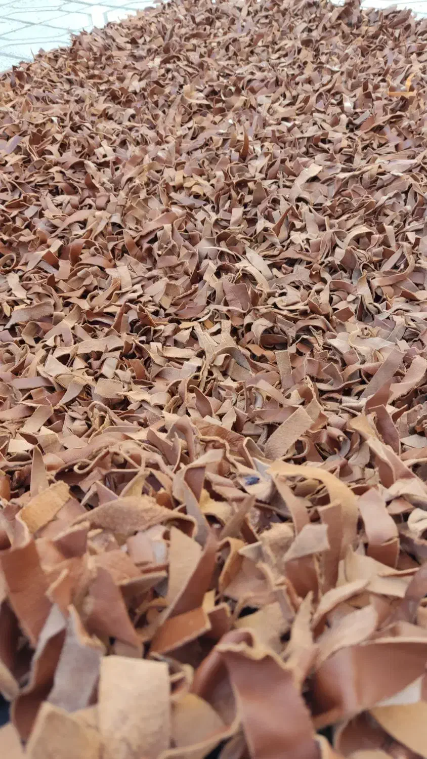 فرش چرمی قهوه‌ای روشن عسلی|فرش|مشهد, هنرستان|دیوار