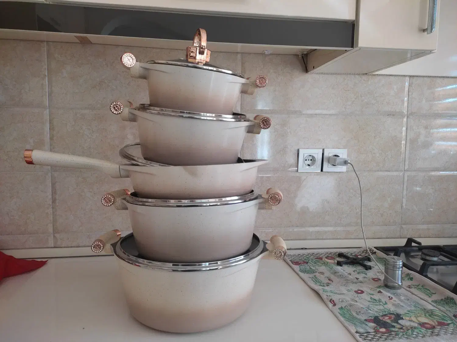 قابلمه|ظروف پخت‌وپز|اردبیل, |دیوار