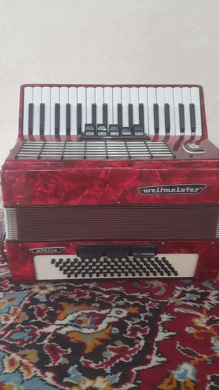 فروش اکاردیون   80 ویتمستر|پیانو، کیبورد، آکاردئون|لوندویل, |دیوار