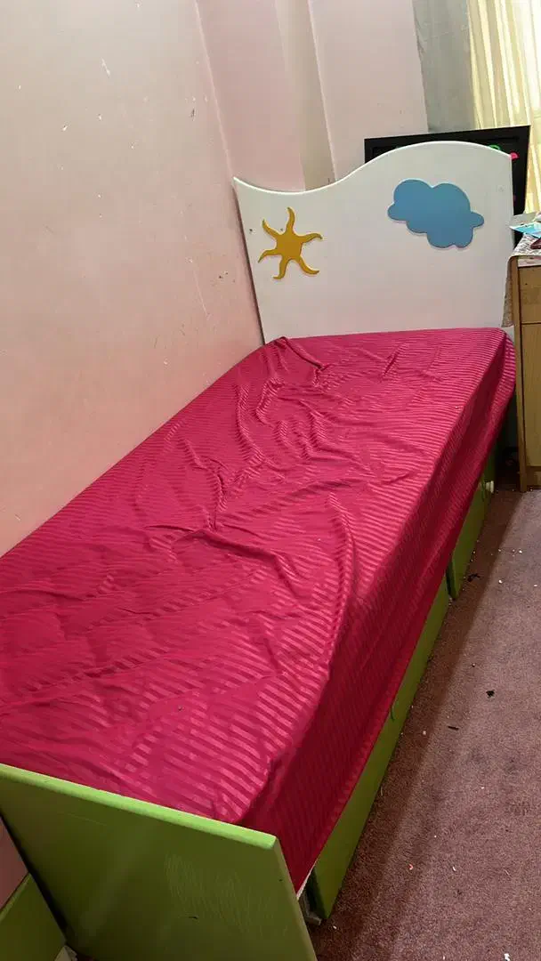 کمد و تخت و میز|تخت و سرویس خواب|تهران, توحید|دیوار