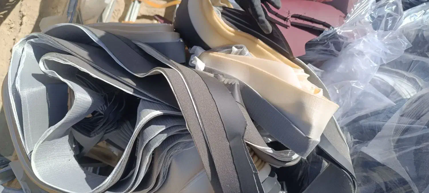 ضایعات پارچه روکش صندلی|عمدهفروشی|احمدآبادمستوفی, |دیوار