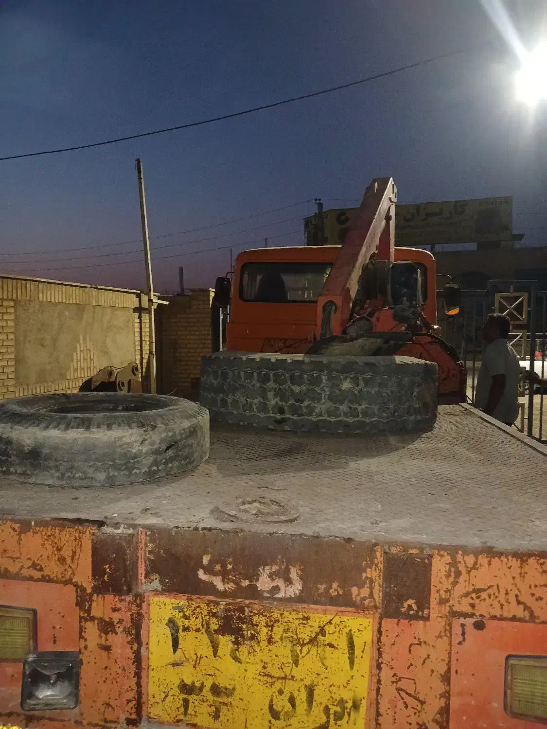 خاور جرثقیل ۶۰۸ مدل ۱۳۸۷|خودرو سنگین|اصفهان, ارغوانیه|دیوار