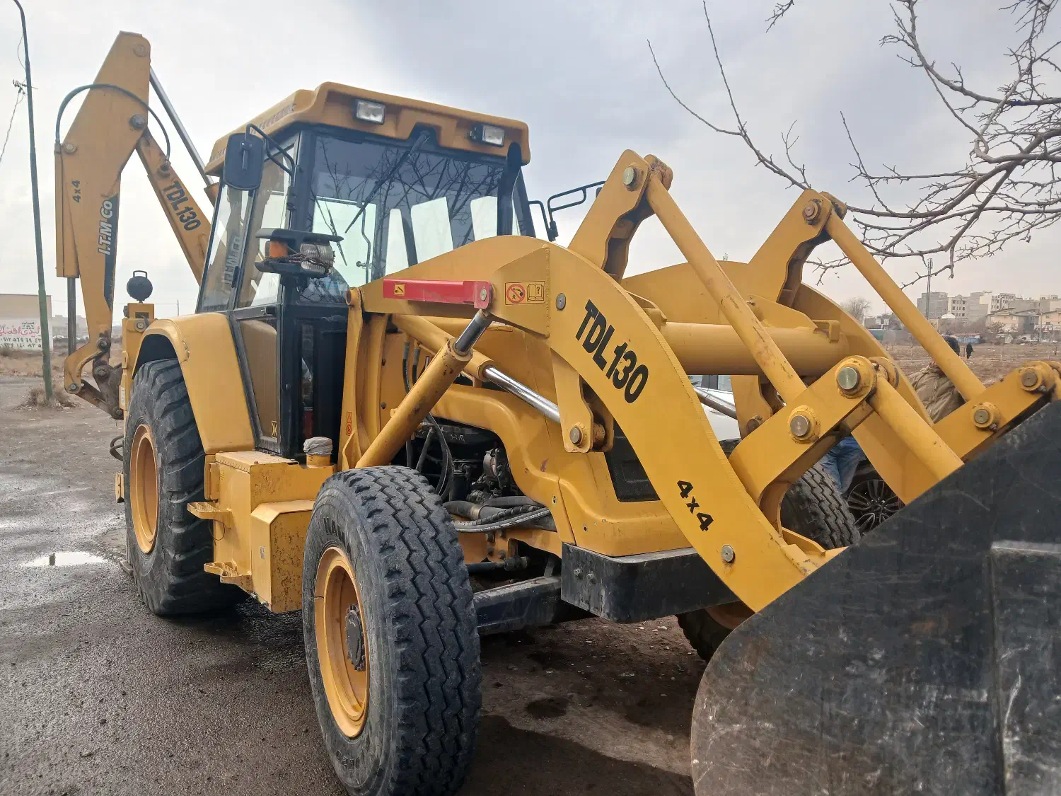 بیل بکهو tdl۱۳۰|خودرو سنگین|تهران, خلیج فارس|دیوار