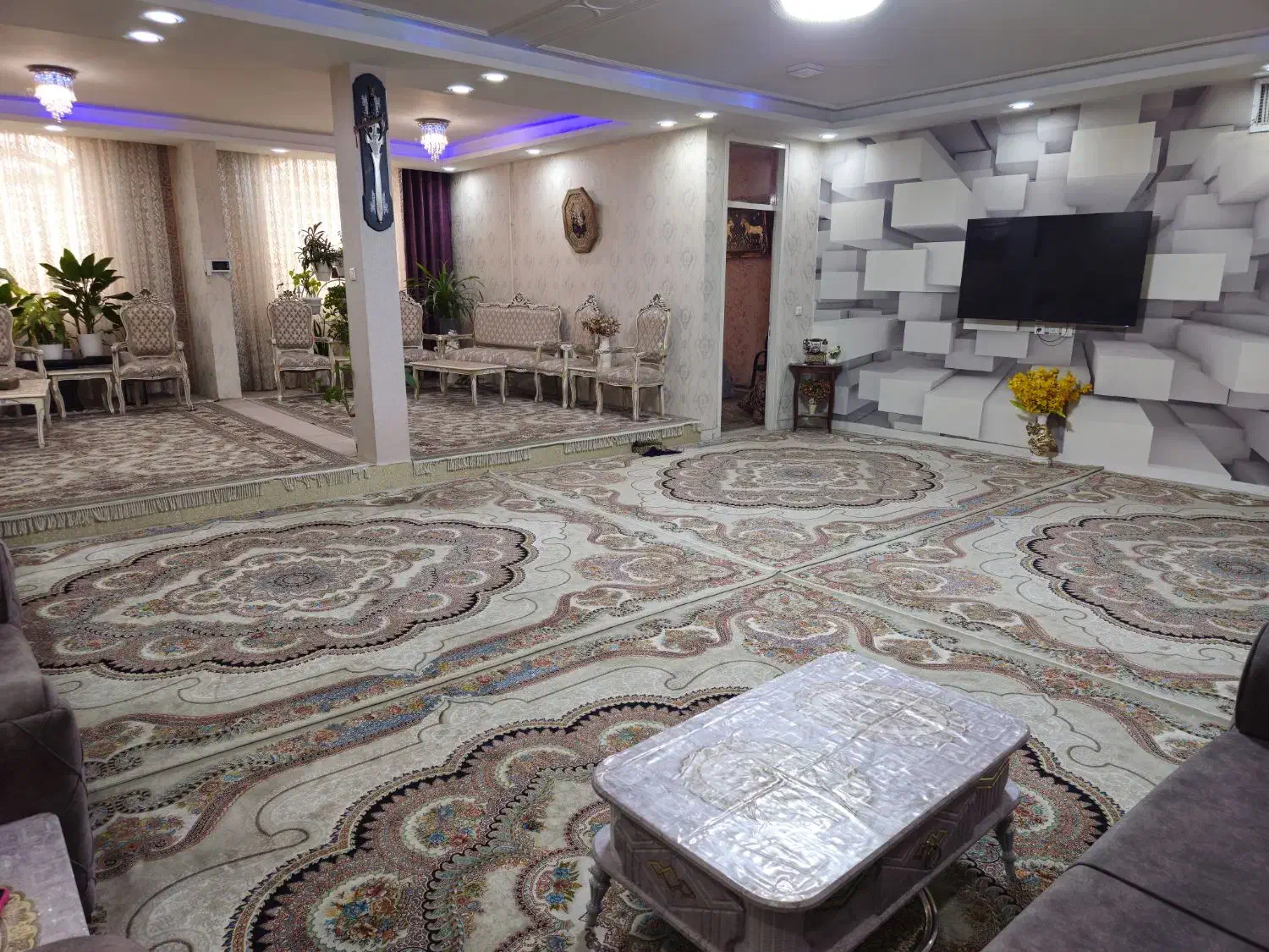 خانه ۳ طبقه در قلب شهر|فروش آپارتمان|دورود, |دیوار