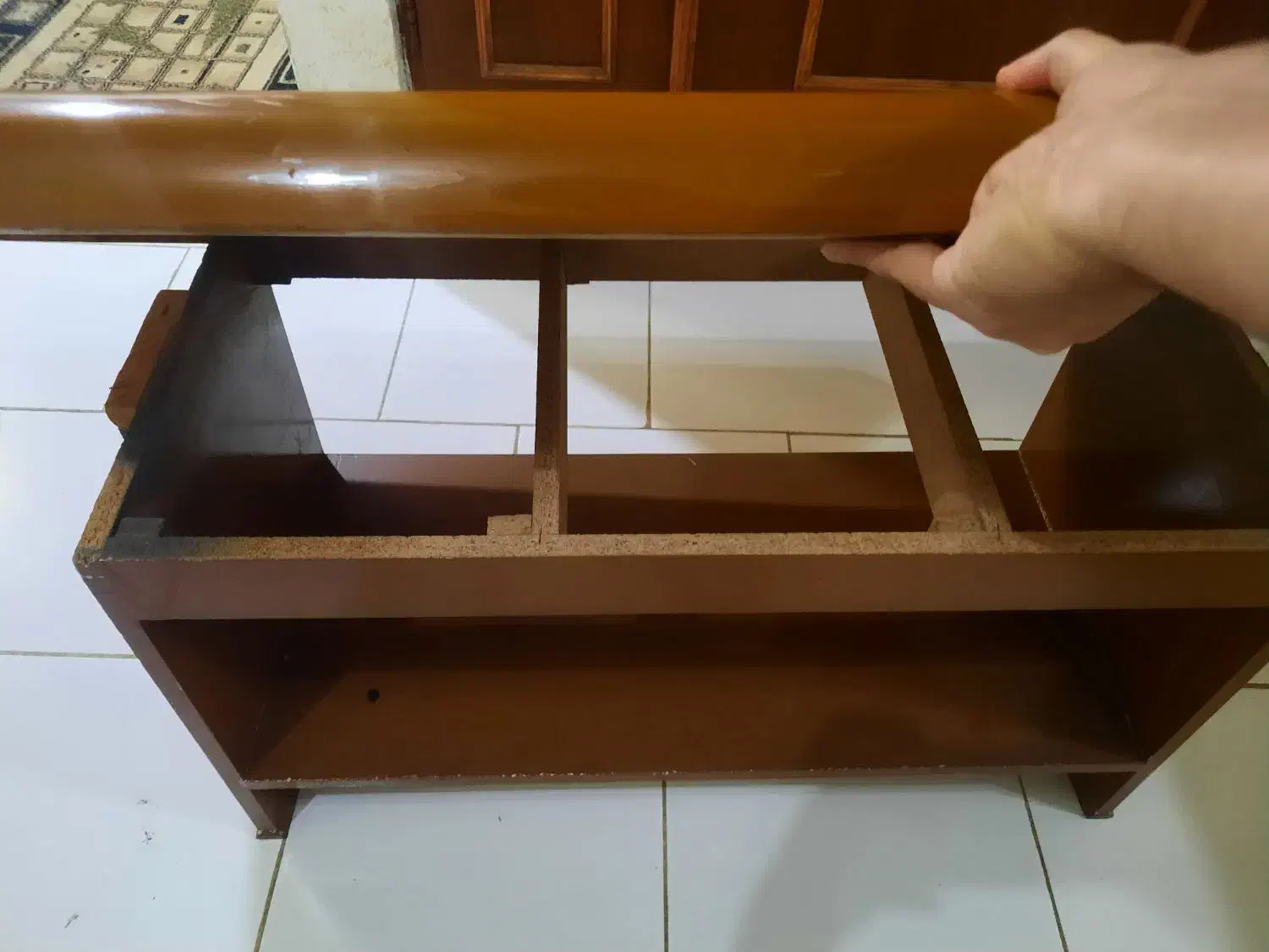 فروش میز نهارخوری و جلو مبلی به همراه صندلی|میز و صندلی غذاخوری|رشت, شالکو|دیوار