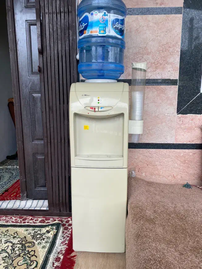 آبسردکن بوش اصلی در حد|آب‌سردکن و تصفیه آب|چمستان, |دیوار