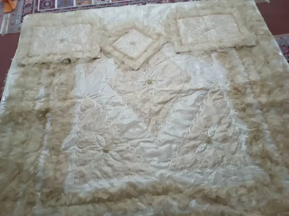 روتختی|رختخواب، بالش، پتو|تهران, علم و صنعت|دیوار