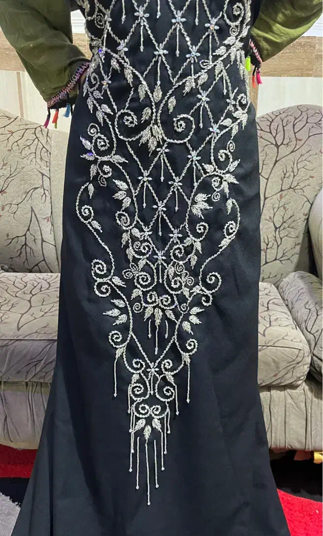 پارچه ملیله ای و مهره کاری|لباس|بندرعباس, |دیوار